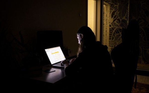 Відключення світла. Коли будуть діяти графіки 3 червня
Відключення світла. Коли будуть діяти графіки 3 червня