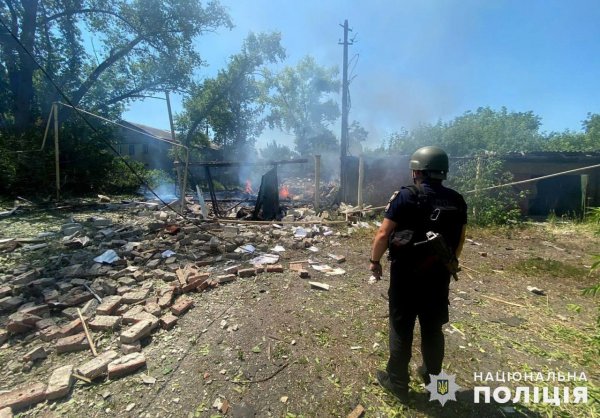 П’ятеро жителів Донеччини поранені речер російські атаки
П’ятеро жителів Донеччини поранені речер російські атаки