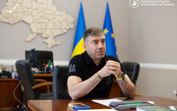 Росія незаконно утримує понад 14 тисяч українців, — Лубінець
Росія незаконно утримує понад 14 тисяч українців, — Лубінець