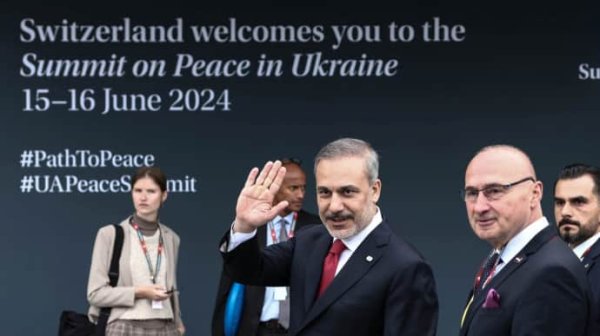 Турция заявила, что с Россией Саммит мира был бы более ориентированным на результат Турция заявила, что с Россией Саммит мира был бы более ориентированным на результат