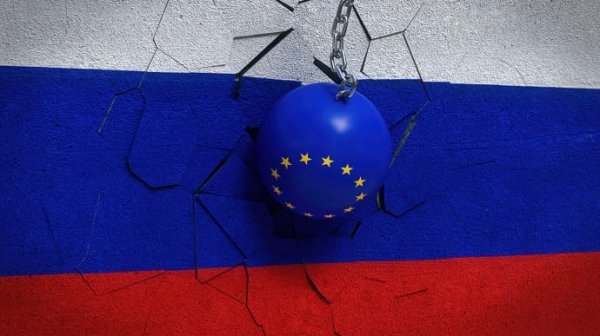 ЕС предлагает ввести санкции против российского «Совкомфлота» - Bloomberg ЕС предлагает ввести санкции против российского «Совкомфлота» - Bloomberg