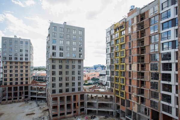 Не тільки високі поверхи. Яке житло перестали купувати українці під час війни
Не тільки високі поверхи. Яке житло перестали купувати українці під час війни