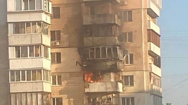 В Киеве обломки ракеты упали на многоэтажку: 6 пострадавших, среди них ребенок В Киеве обломки ракеты упали на многоэтажку: 6 пострадавших, среди них ребенок