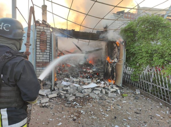 На Дніпропетровщині через обстріли постраждали дві жінки
На Дніпропетровщині через обстріли постраждали дві жінки