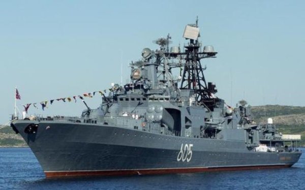 На півночі РФ горить черговий російський корабель
На півночі РФ горить черговий російський корабель