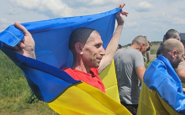 За час війни з російського полону повернули 3 310 українців
За час війни з російського полону повернули 3 310 українців