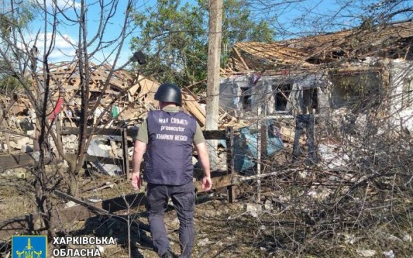 Росіяни вдарили по Куп’янщині, загинула мирна мешканка
Росіяни вдарили по Куп’янщині, загинула мирна мешканка