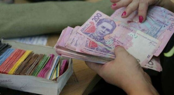 В этом году расходы на социальную помощь возрастут на 7,14%.
В этом году расходы на социальную помощь возрастут на 7,14%.