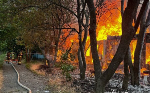 Вранці ворог обстріляв рекреаційну зону в Очакові, що спирчинило пожежу
Вранці ворог обстріляв рекреаційну зону в Очакові, що спирчинило пожежу