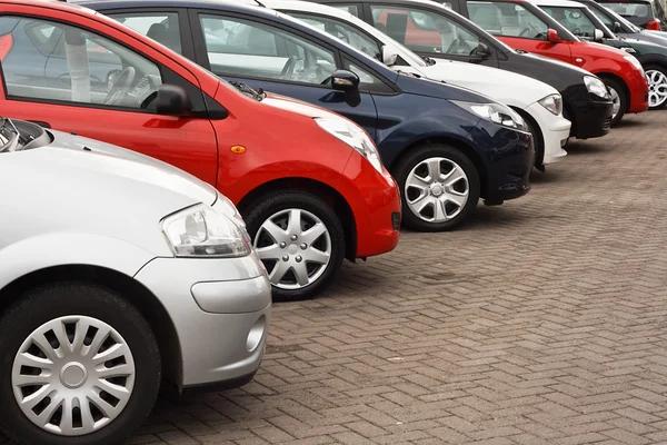 В мае украинский автопарк пополнили более 19,3 тыс. подержанных авто
В мае украинский автопарк пополнили более 19,3 тыс. подержанных авто
