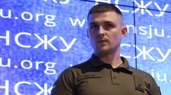В Воздушных силах рассказали детали атаки РФ 14 июня: перегруппировка и изменение направлений В Воздушных силах рассказали детали атаки РФ 14 июня: перегруппировка и изменение направлений