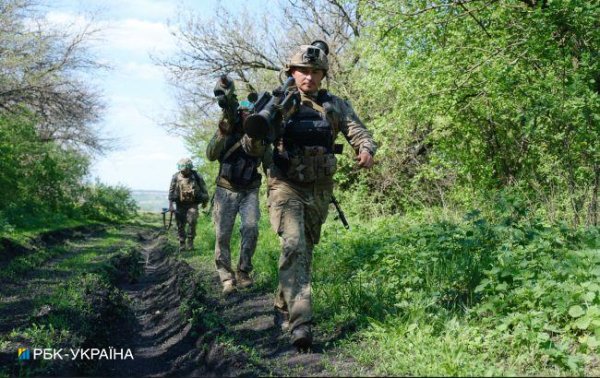 За добу на фронті знищено більше 1000 окупантів, 18 танків і 51 артсистему
За добу на фронті знищено більше 1000 окупантів, 18 танків і 51 артсистему