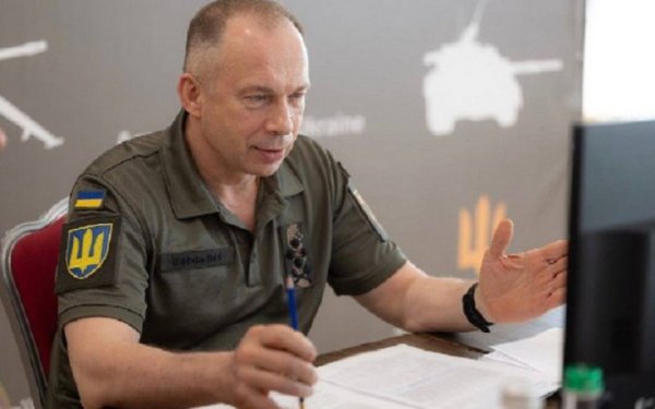 Сирський: у Харківській області Росія хотіла створити собі "коридор безпеки". Не змогла
Сирський: у Харківській області Росія хотіла створити собі "коридор безпеки". Не змогла