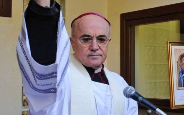 Ватикан відлучив від церкви архиєпископа Вігано
Ватикан відлучив від церкви архиєпископа Вігано