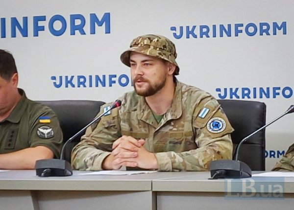 Російський військовий, який підпалив ракетоносій РФ "Серпухов": Після початку вторгнення намагався звільнитися з армії
Російський військовий, який підпалив ракетоносій РФ "Серпухов": Після початку вторгнення намагався звільнитися з армії