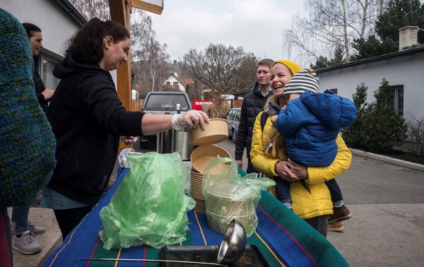 У Чехії збільшують виплати українським біженцям: які будуть суми
У Чехії збільшують виплати українським біженцям: які будуть суми