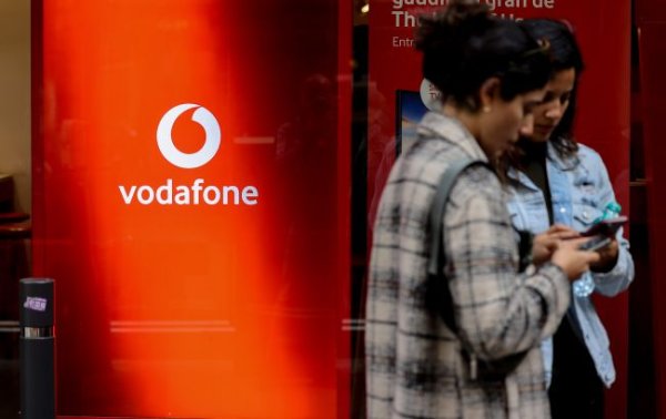 У роботі Vodafone, Sense Bank та Monobank стався збій
У роботі Vodafone, Sense Bank та Monobank стався збій