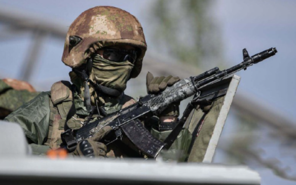 У Херсоні росіяни атакували дроном двох цивільних
У Херсоні росіяни атакували дроном двох цивільних