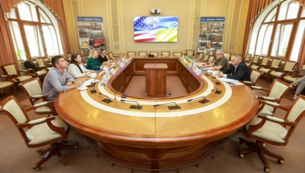 Галущенко і Брінк обговорили посилення ППО для захисту української енергетики Галущенко і Брінк обговорили посилення ППО для захисту української енергетики