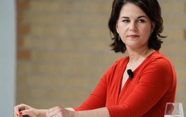 Між Угорщиною і Німеччиною стався конфлікт через зустріч Орбана з Путіним
Між Угорщиною і Німеччиною стався конфлікт через зустріч Орбана з Путіним