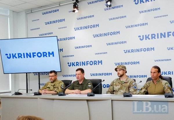 Російський військовий, який підпалив ракетоносій РФ "Серпухов": Після початку вторгнення намагався звільнитися з армії
Російський військовий, який підпалив ракетоносій РФ "Серпухов": Після початку вторгнення намагався звільнитися з армії