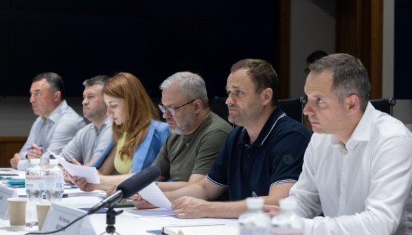 В Україні запустять гарячу лінію з питань енергетики В Україні запустять гарячу лінію з питань енергетики