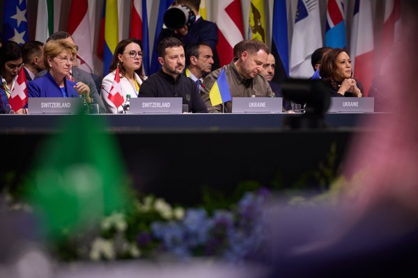 "Переговори", Трамп та кінець війни. До чого Зеленський готує Україну та який у нього план
"Переговори", Трамп та кінець війни. До чого Зеленський готує Україну та який у нього план