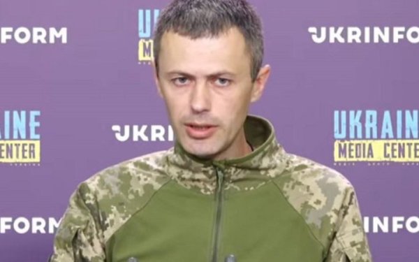 Ворог наразі не розгортає додаткові сили біля кордону на Сумщині, – речник Прикордонної служби
Ворог наразі не розгортає додаткові сили біля кордону на Сумщині, – речник Прикордонної служби