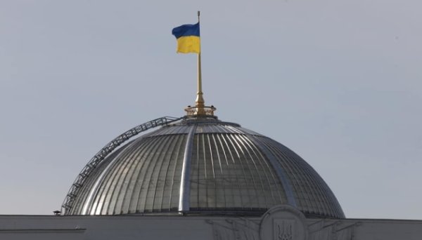 Група депутатів пропонує блокувати підписання закону про підвищення акцизів Група депутатів пропонує блокувати підписання закону про підвищення акцизів