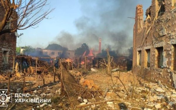 Росіяни обстріляли Чугуївський район Харківщини, загинула жінка
Росіяни обстріляли Чугуївський район Харківщини, загинула жінка