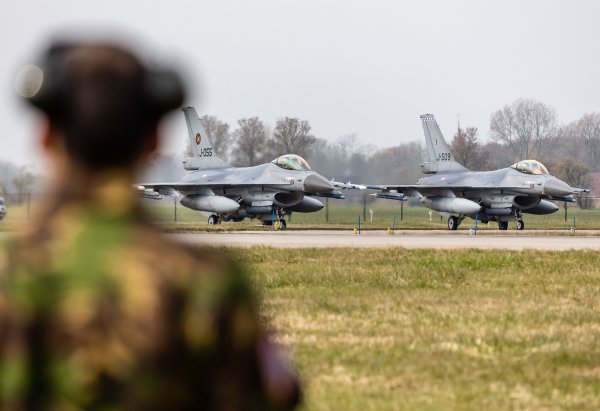 F-16 на підході. Коли Україна отримає винищувачі та чи скоро буде ефект на фронті
F-16 на підході. Коли Україна отримає винищувачі та чи скоро буде ефект на фронті