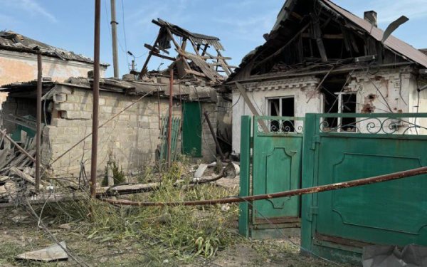 Армія РФ зі "Смерчів" обстріляла Українськ на Донеччині
Армія РФ зі "Смерчів" обстріляла Українськ на Донеччині