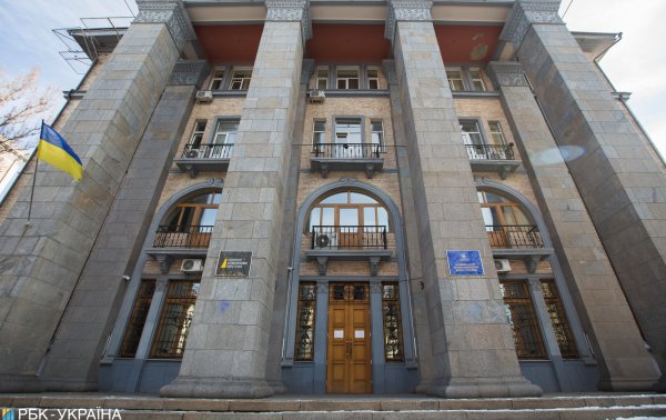 Детективна історія. Що відбувається всередині НАБУ та хто бореться за контроль над Бюро
Детективна історія. Що відбувається всередині НАБУ та хто бореться за контроль над Бюро