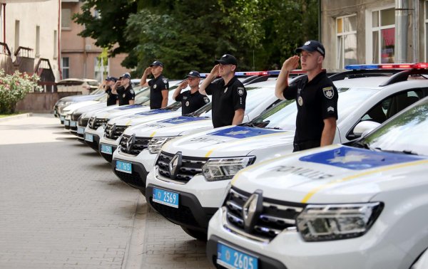 Камери фотофіксації порушень ПДР в Україні: що зараз фіксують та чого їх навчать
Камери фотофіксації порушень ПДР в Україні: що зараз фіксують та чого їх навчать