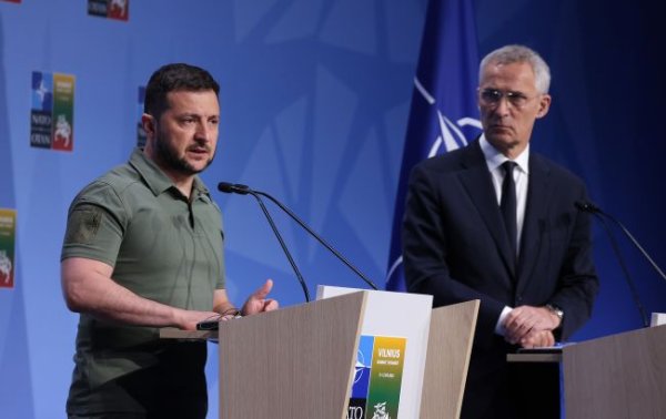 В тіні Трампа. Що обговорюватимуть на саміті НАТО у Вашингтоні і чого чекати Україні
В тіні Трампа. Що обговорюватимуть на саміті НАТО у Вашингтоні і чого чекати Україні