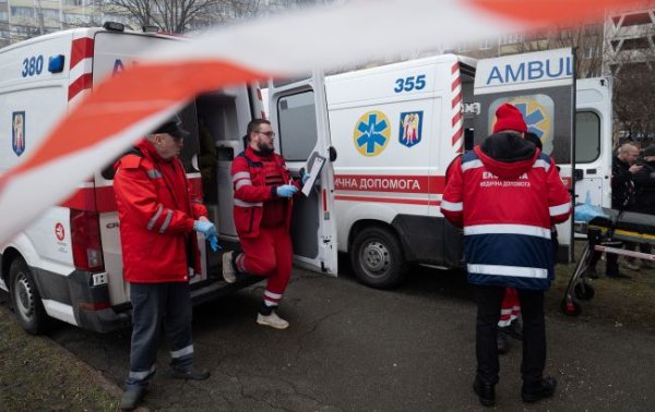В Ніжині кількість поранених зросла до 15 людей після атаки РФ
В Ніжині кількість поранених зросла до 15 людей після атаки РФ