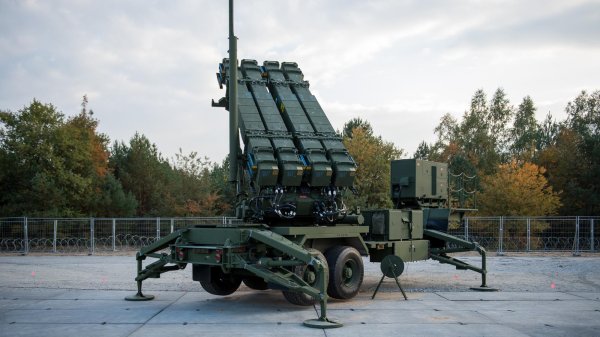 Залежить від НАТО. Чи зможе Польща допомогти Україні відбивати атаки РФ і чи це буде ефективно
Залежить від НАТО. Чи зможе Польща допомогти Україні відбивати атаки РФ і чи це буде ефективно