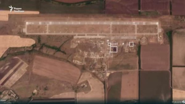 Появились спутниковые снимки аэродрома Миллерово, который атаковали дроны Появились спутниковые снимки аэродрома Миллерово, который атаковали дроны