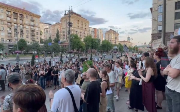 Головне за суботу, 20 липня: обстріли Херсонщини, знесення історичної пам’ятки в центрі Києва
Головне за суботу, 20 липня: обстріли Херсонщини, знесення історичної пам’ятки в центрі Києва