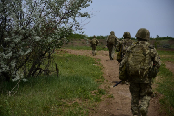 Потери врага за 19 июля: 990 российских оккупантов, 7 танков, 34 БПЛА и 1 самолет
Потери врага за 19 июля: 990 российских оккупантов, 7 танков, 34 БПЛА и 1 самолет