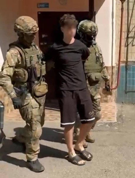 З'явилося фото підозрюваного у вбивстві Фаріон
З'явилося фото підозрюваного у вбивстві Фаріон