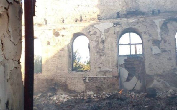 Росіяни завдали удару по храму на Херсонщині
Росіяни завдали удару по храму на Херсонщині