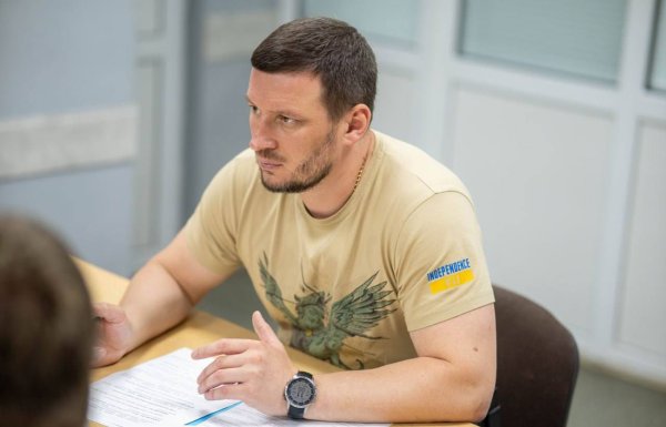 Голова Херсонської ОВА Олександр Прокудін: У нас в області вибух кожні дві хвилини
Голова Херсонської ОВА Олександр Прокудін: У нас в області вибух кожні дві хвилини