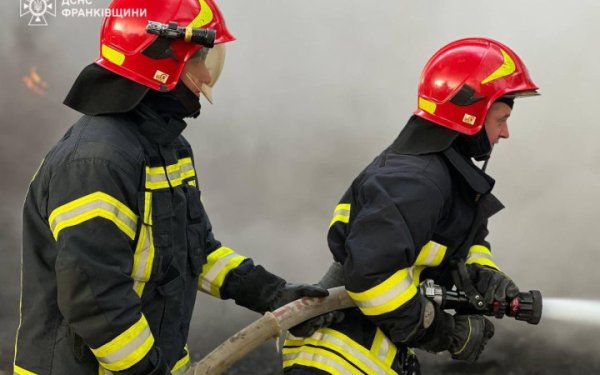 У Тернополі вночі під час повітряної тривоги сталася пожежа
У Тернополі вночі під час повітряної тривоги сталася пожежа