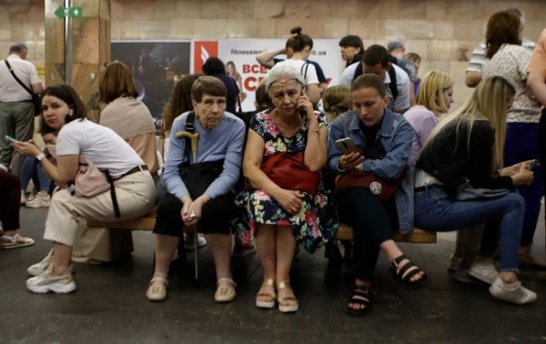 Маневрувала областями. РФ атакувала Київ ймовірно ракетами "Іскандер-К"
Маневрувала областями. РФ атакувала Київ ймовірно ракетами "Іскандер-К"