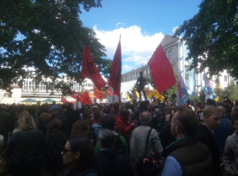 В Москве и Питере снова митинговали против пенсионной реформы, задержали несовершеннолетних