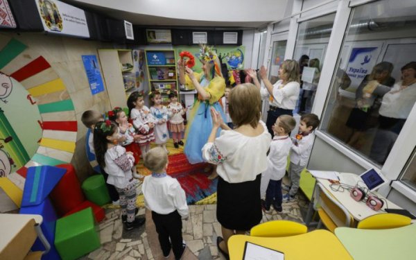 Шмигаль: сьогодні уряд розподіляє ще близько 5 млрд грн додаткової дотації на укриття в школах
Шмигаль: сьогодні уряд розподіляє ще близько 5 млрд грн додаткової дотації на укриття в школах