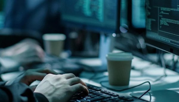 Кібератака на Monobank досі триває - допомогу запропонували українські спецслужби Кібератака на Monobank досі триває - допомогу запропонували українські спецслужби