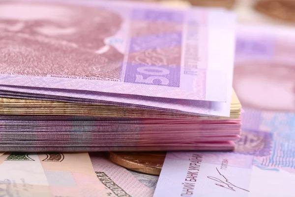 Правительство планирует отменить прожиточный минимум в Украине
Правительство планирует отменить прожиточный минимум в Украине