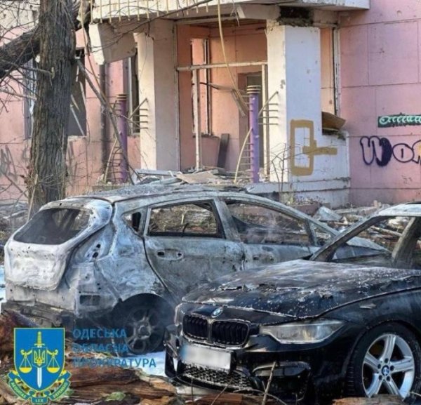 Воздушные силы: Разрушения и гибель людей в Одессе 18 ноября принес сбитый "Искандер" Воздушные силы: Разрушения и гибель людей в Одессе 18 ноября принес сбитый "Искандер"